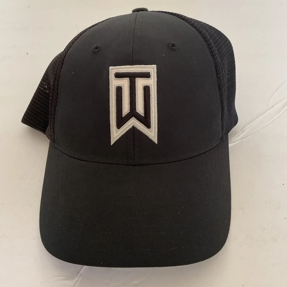 Tiger Woods Nike Golf Black Baseball Hat